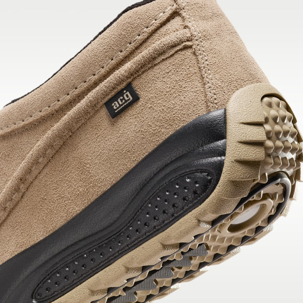 Nike ACG Izy Men's Shoes - Khaki/Black/Limestone/Limestone - Image 8
