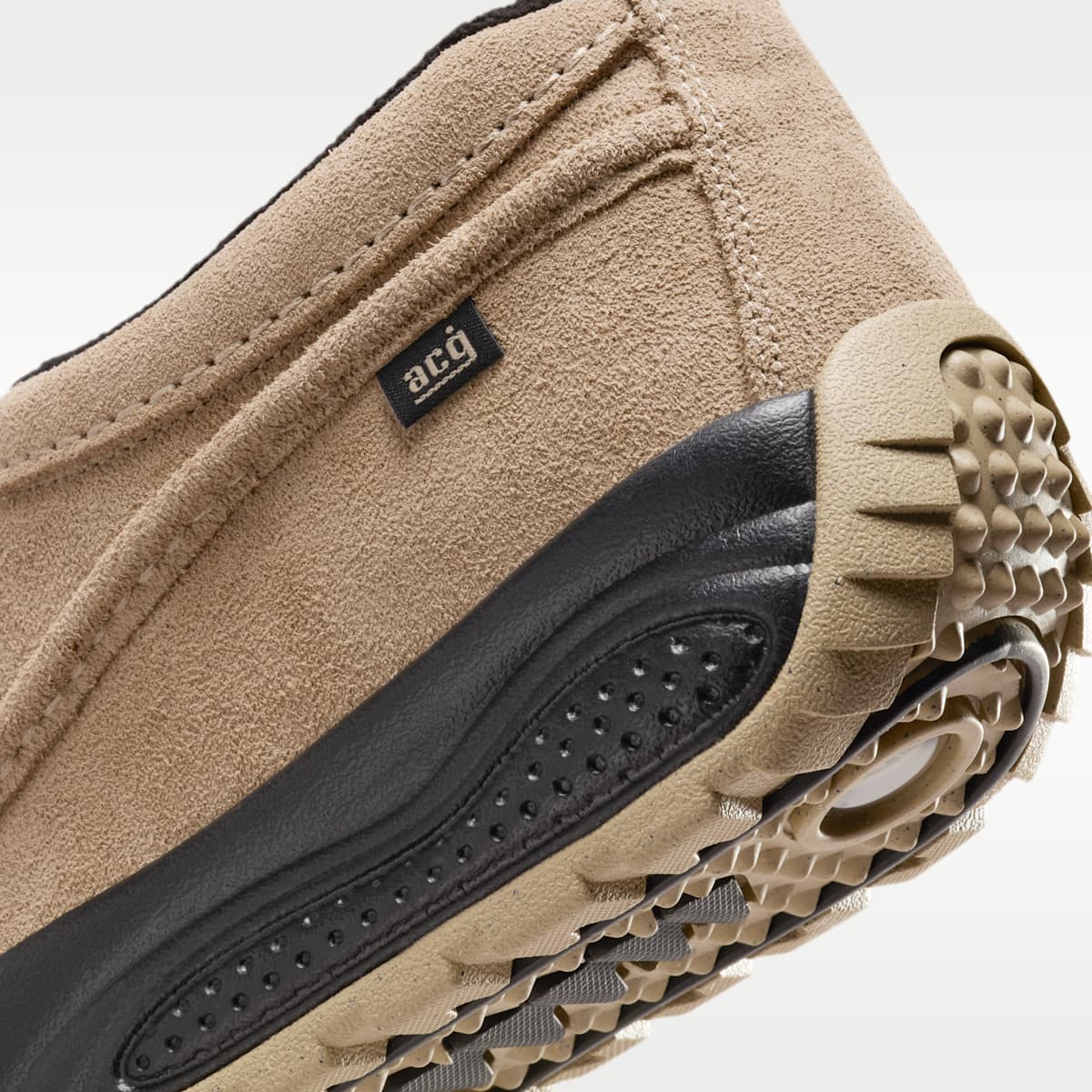 Nike ACG Izy Men's Shoes - Khaki/Black/Limestone/Limestone - Image 8