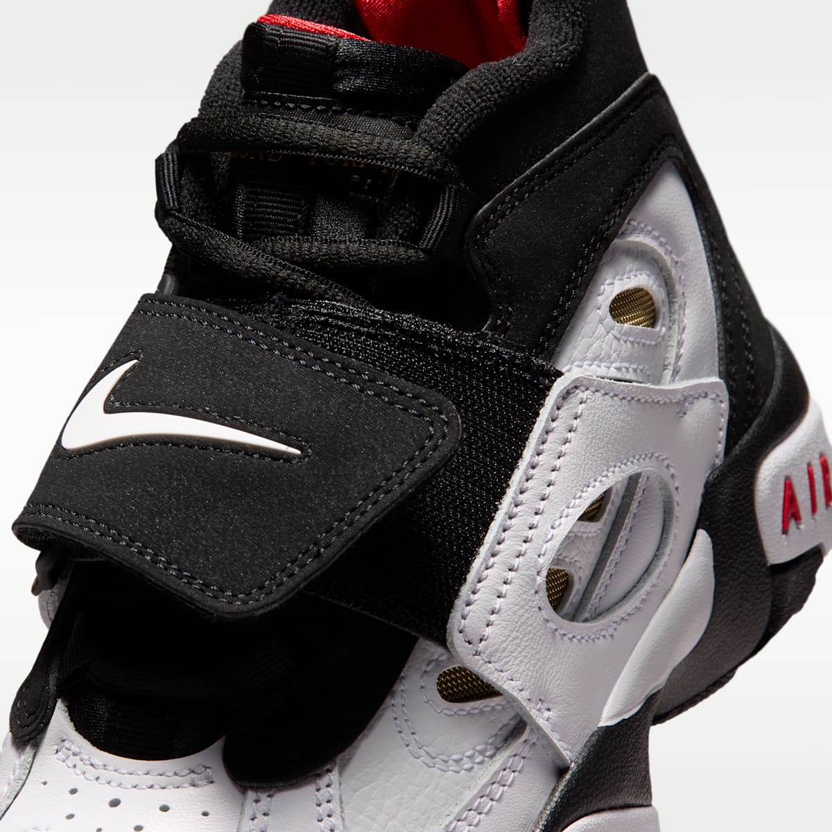 Nike Air Diamond Turf II Big Kids' Shoes - Black/Fire Red/Metallic Gold/White - Image 7
