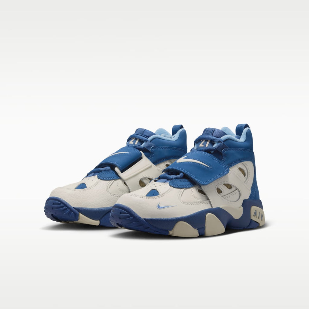 Nike Air Diamond Turf II Big Kids' Shoes - Sail/Blue Grey/Metallic Gold/Mystic Navy - Image 5