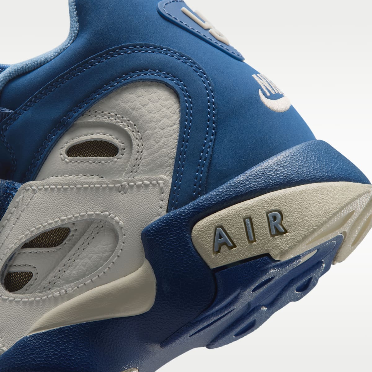 Nike Air Diamond Turf II Big Kids' Shoes - Sail/Blue Grey/Metallic Gold/Mystic Navy - Image 8