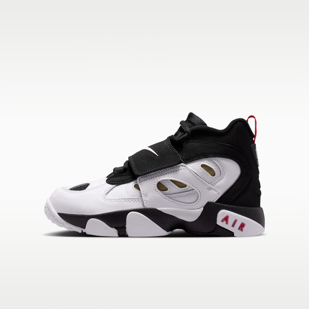Nike Air Diamond Turf II Big Kids' Shoes - Black/Fire Red/Metallic Gold/White - Image 1