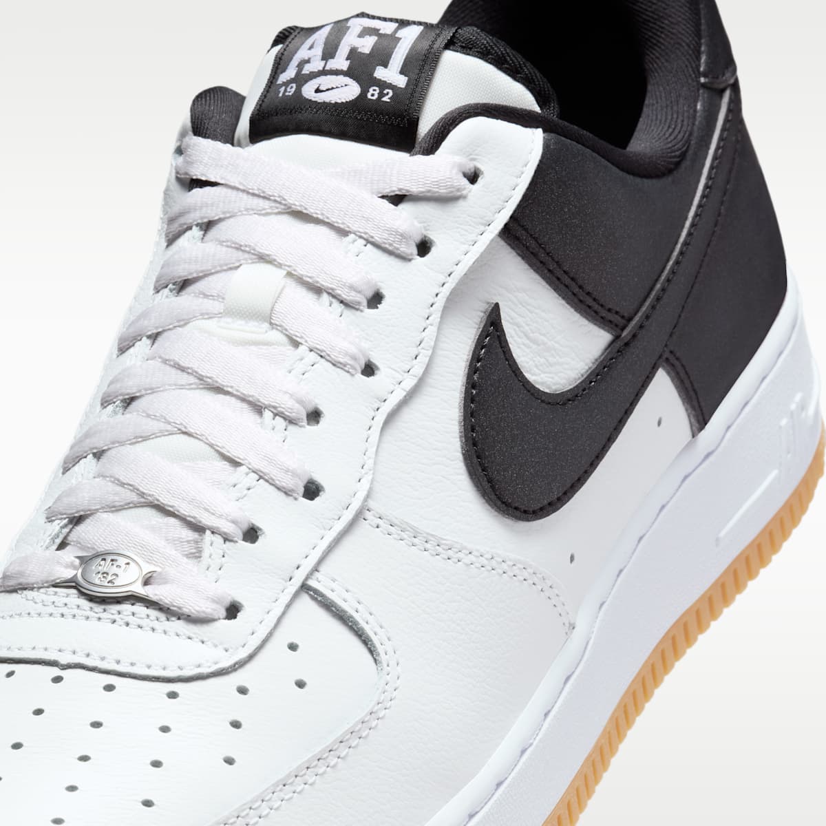 Nike Air Force 1 '07 LV8 Men's Shoes - Summit White/Metallic Silver/White/Black - Image 7