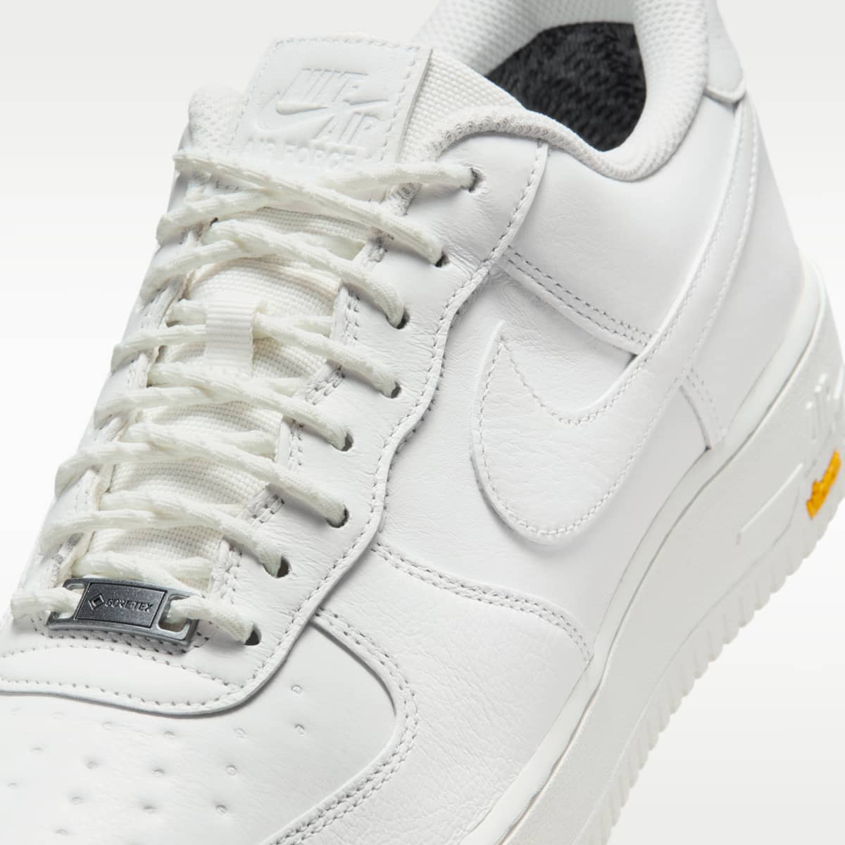 Air Force 1 GORE-TEX Vibram Men's Shoes - Summit White/Off White/Speed Yellow/Summit White - Image 7