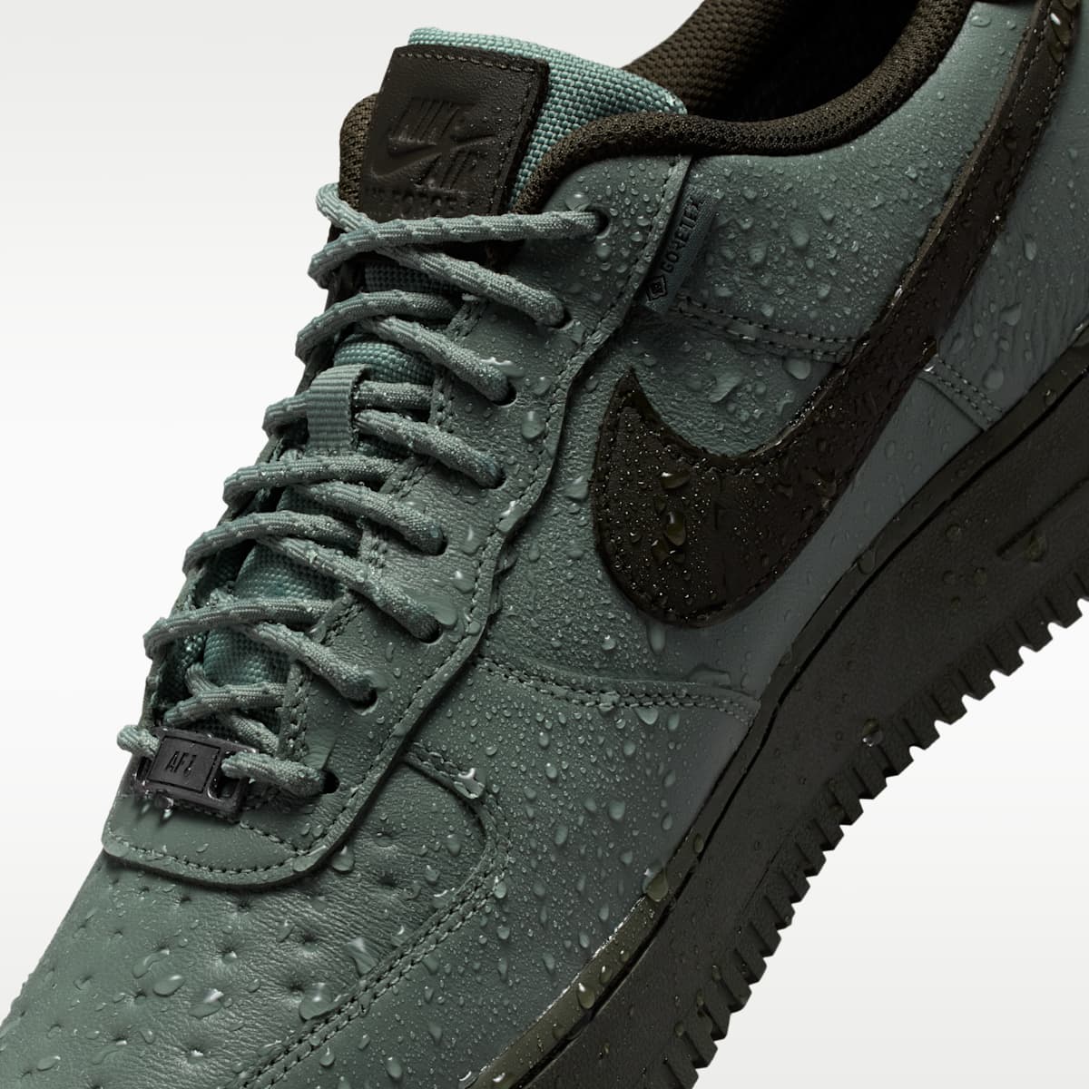 Air Force 1 GORE-TEX Vibram Men's Shoes - Clay Green/Speed Yellow/Sequoia - Image 10