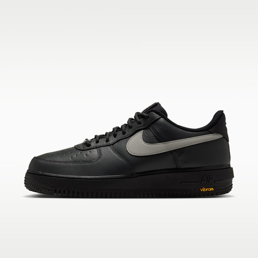 Air Force 1 GORE-TEX Vibram Men's Shoes - Black Pine/Black/Pink Foam/Tech Grey - Image 1