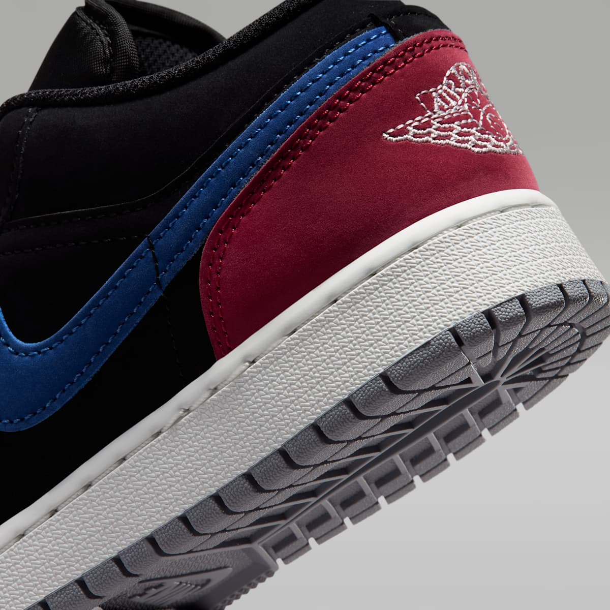Air Jordan 1 Low Big Kids' Shoes - Black/True Blue/Varsity Red/Summit White - Image 8