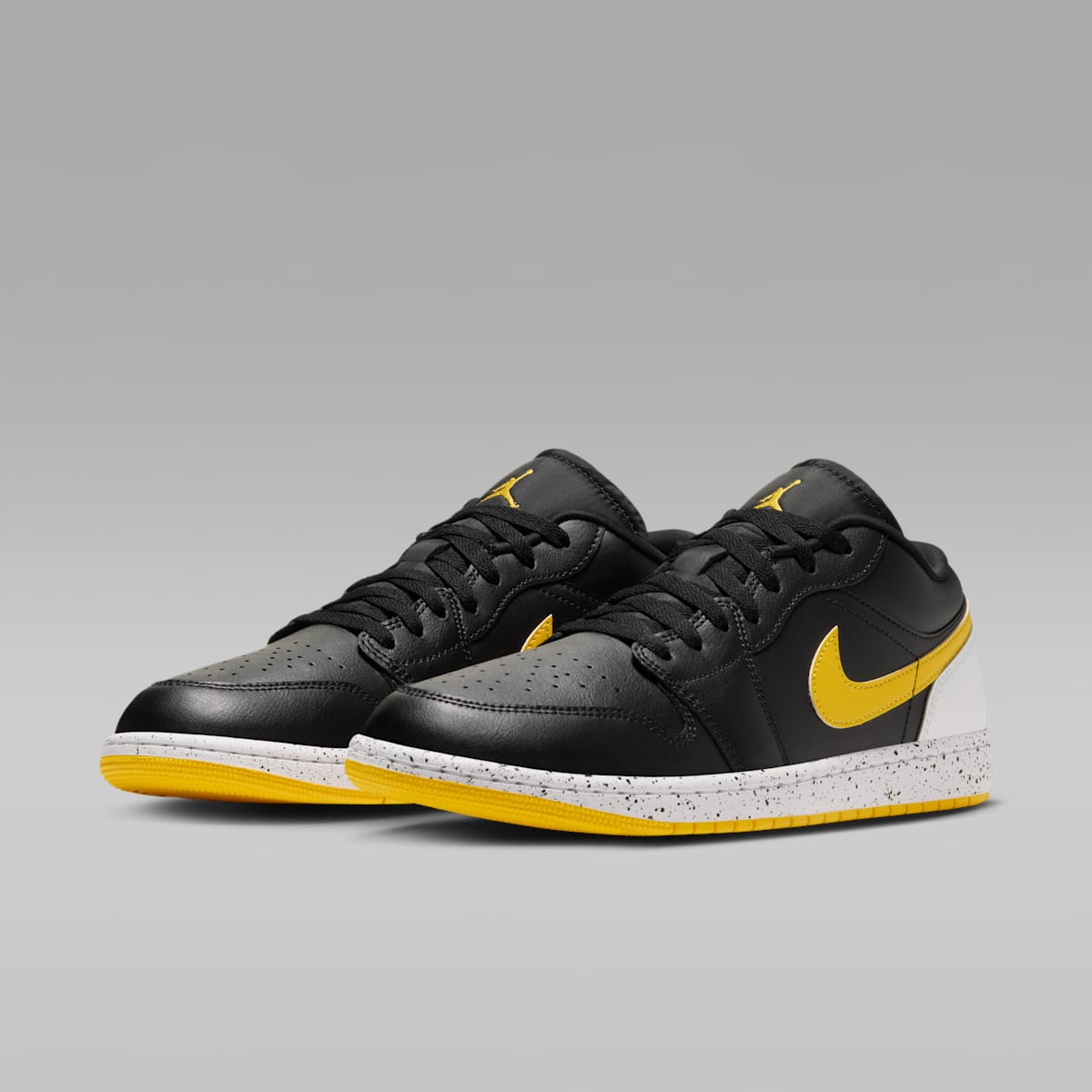 Air Jordan 1 Low SE Men's Shoes - Black/White/Tour Yellow - Image 5