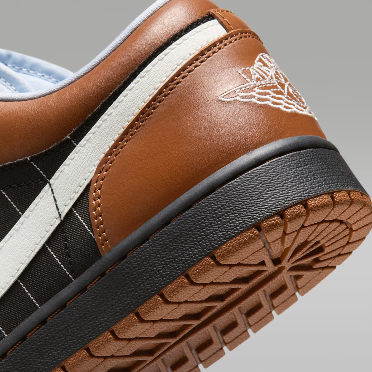Air Jordan 1 Low SE Men's Shoes - Black/Black/Light British Tan/Sail - Image 8