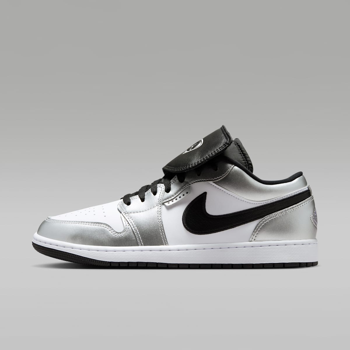 Air Jordan 1 Low SE Men's Shoes - White/White/Metallic Silver/Black - Image 1