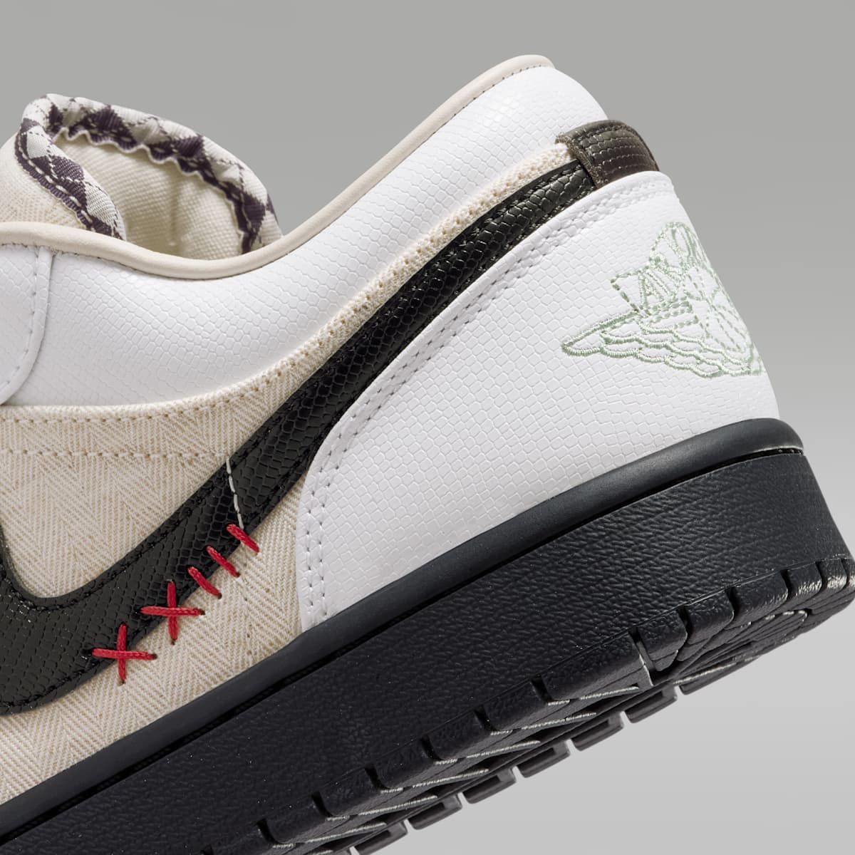 Air Jordan 1 Low SE Men's Shoes - Light Orewood Brown/Black/Steam/White - Image 8