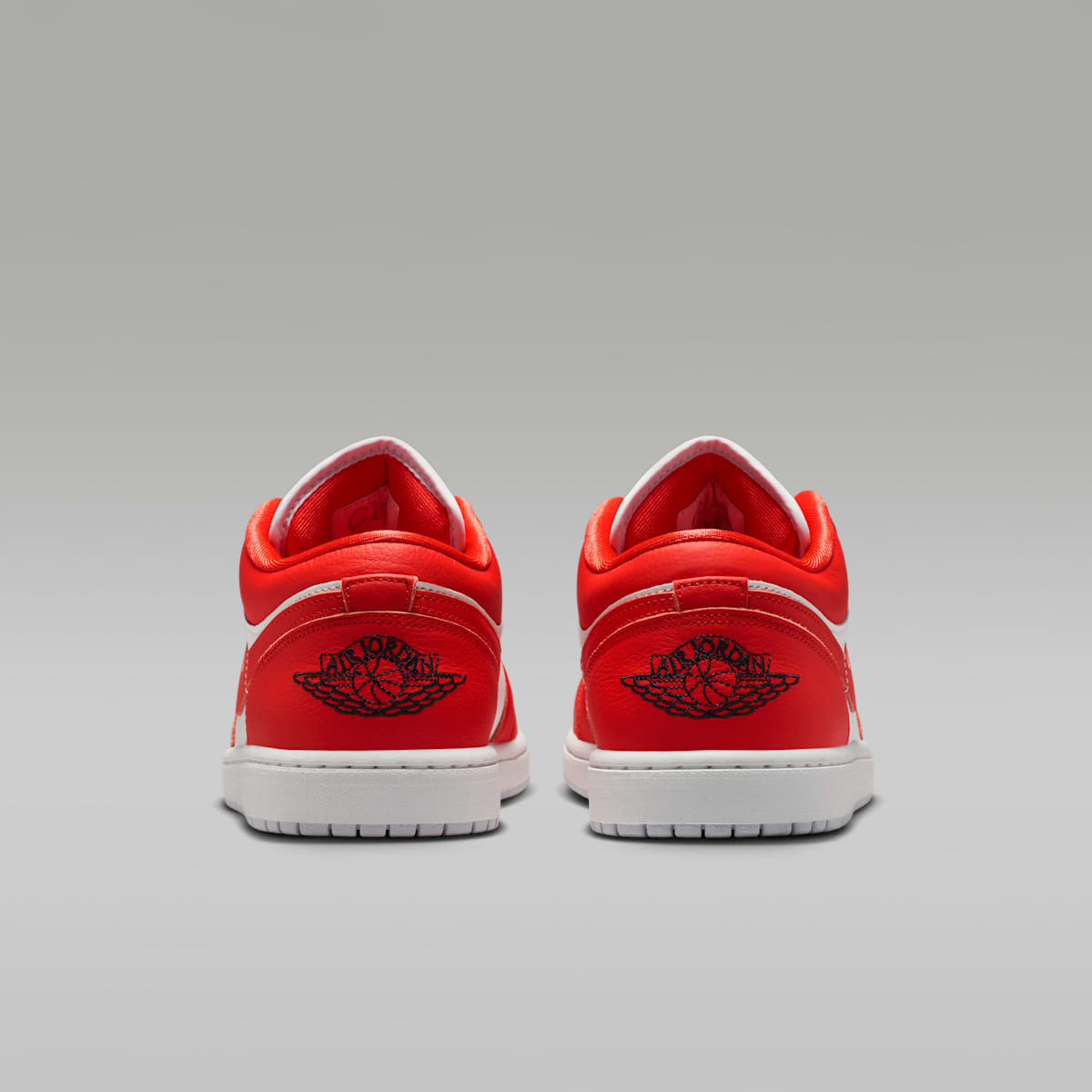 Air Jordan 1 Low SE Men's Shoes - Chile Red/Summit White/Pure Platinum/Black - Image 6