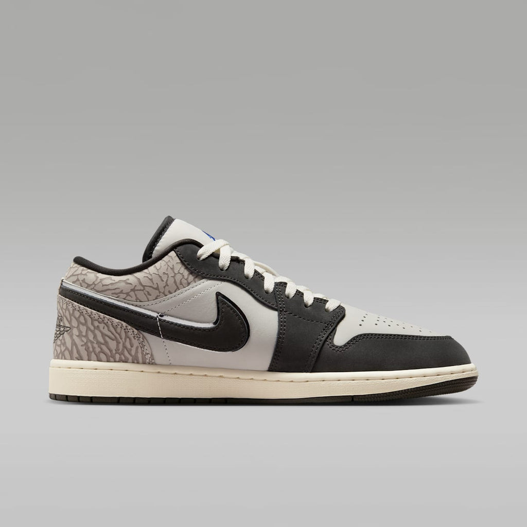Air Jordan 1 Low SE Men's Shoes - Sail/Deep Pewter/Gamma Grey/Game Royal - Image 3