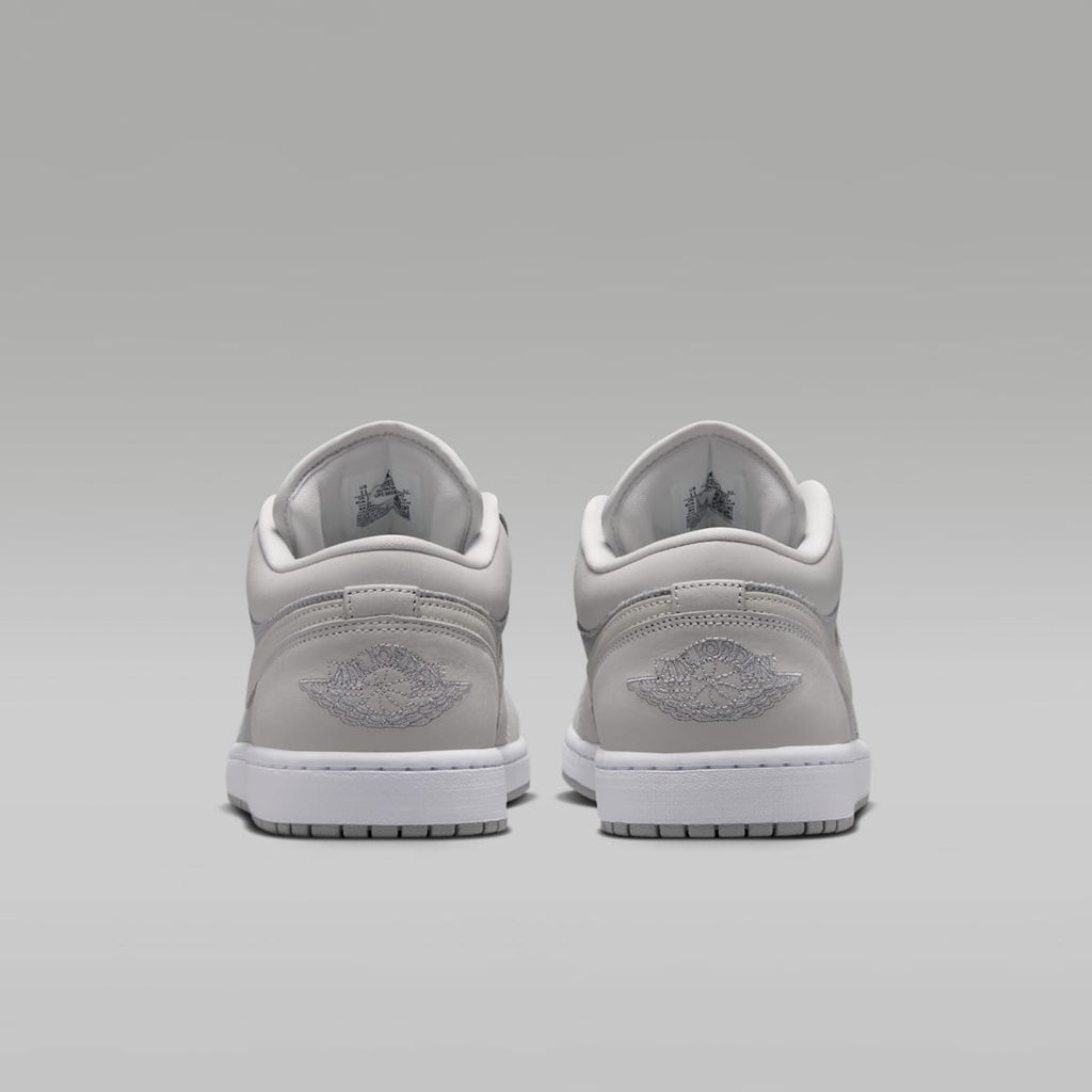 Air Jordan 1 Low SE Men's Shoes - Off White/Soft Pearl/Light Smoke Grey - Image 6
