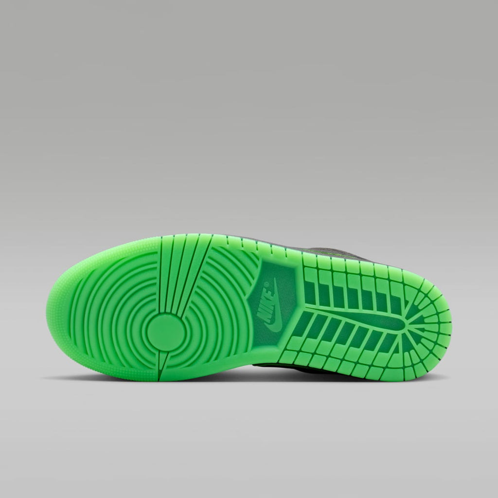 Air Jordan 1 Low SE Men's Shoes - Black/Scream Green/Dark Smoke Grey/Black - Image 2