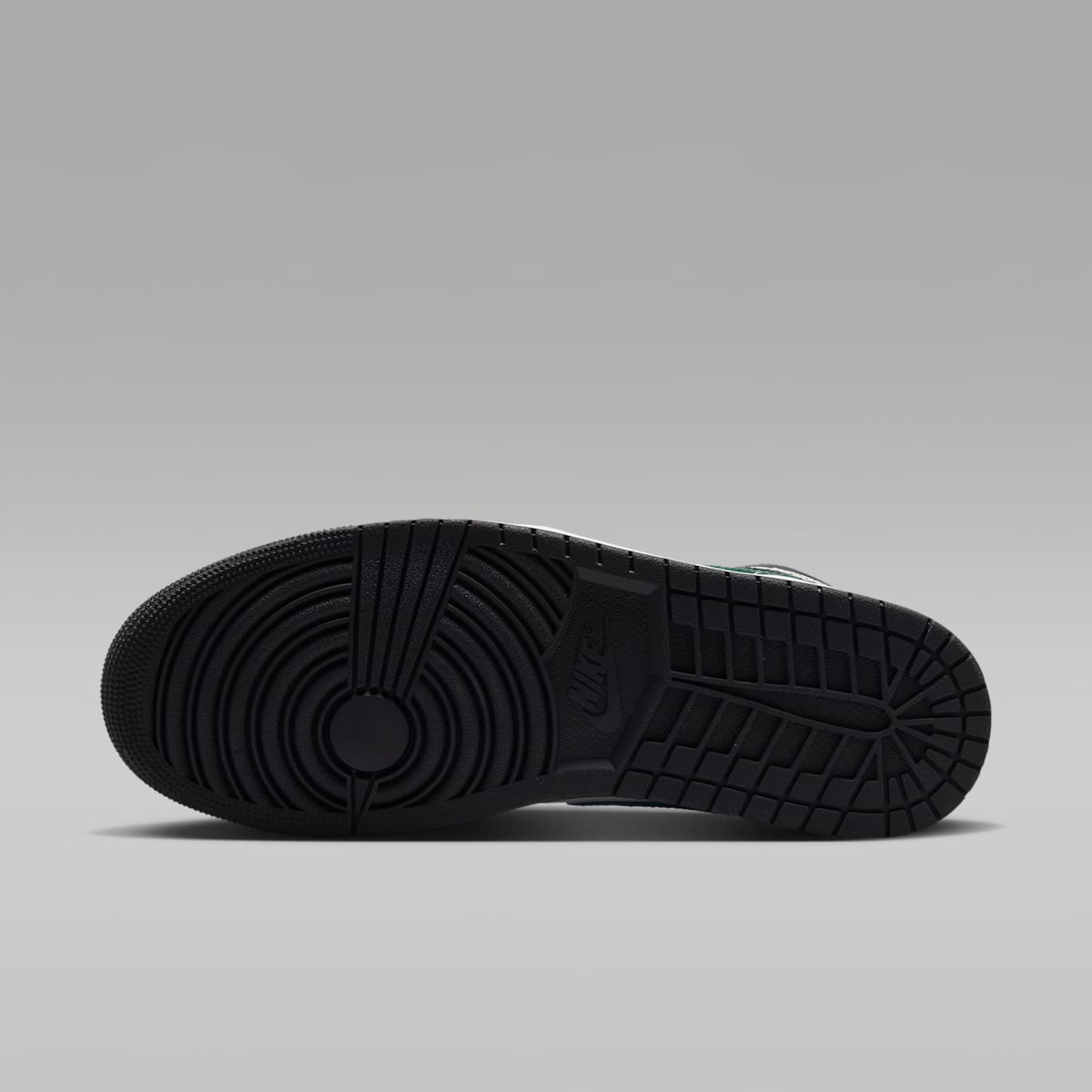 Air Jordan 1 Mid Men's Shoes - Black/Gorge Green/Summit White - Image 2