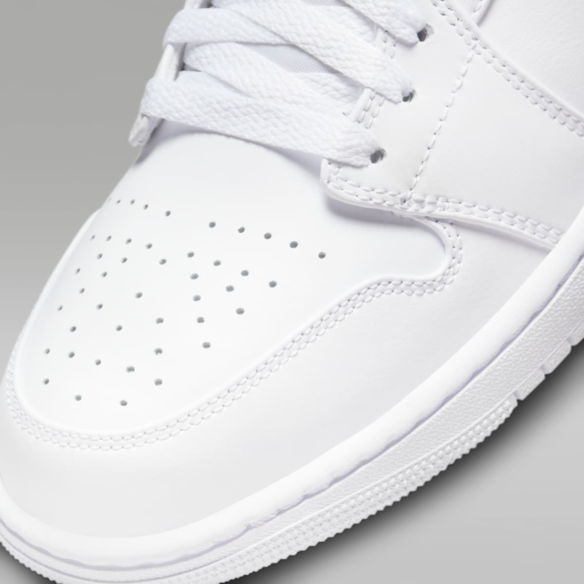 Air Jordan 1 Mid Men's Shoes - White/White/White - Image 7