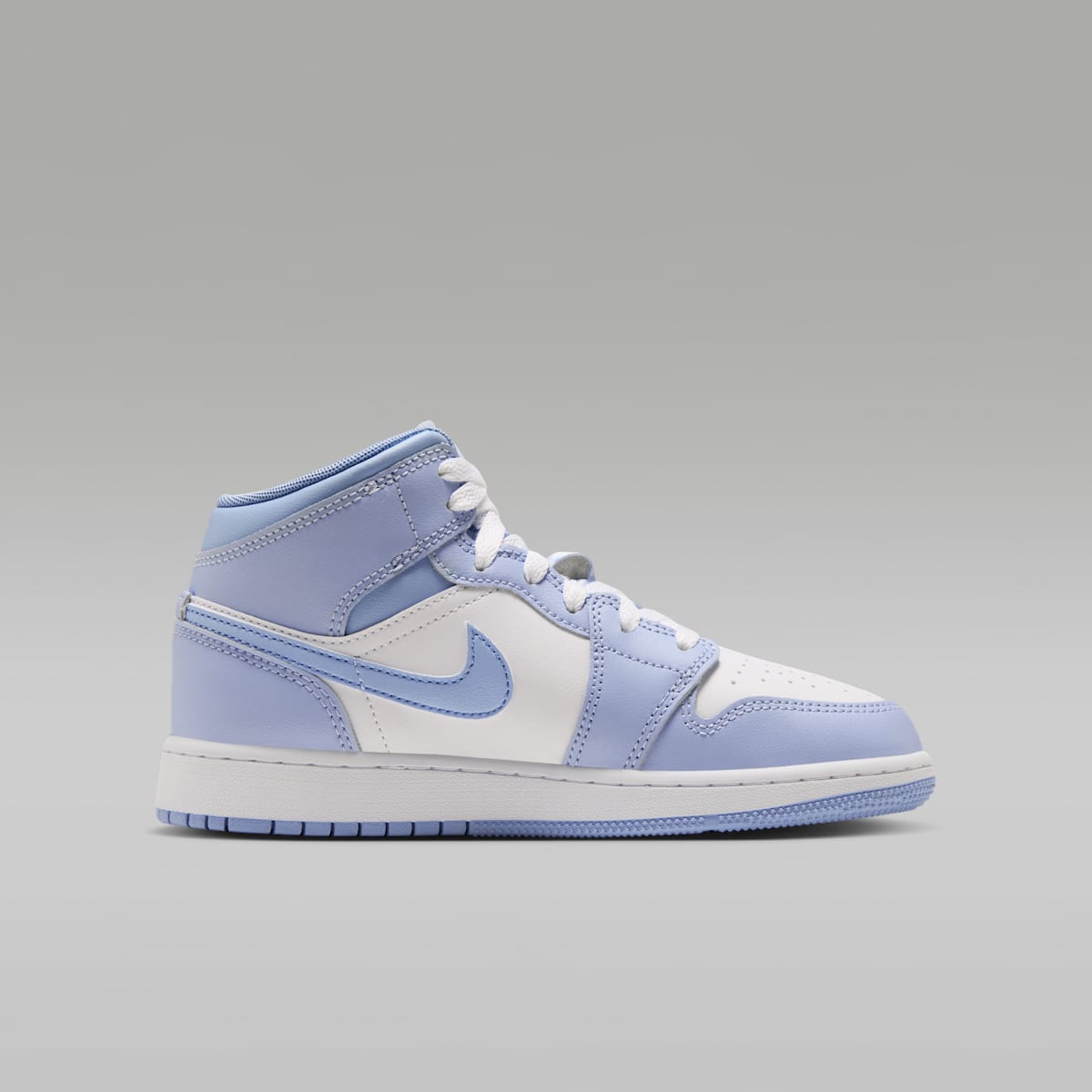 Air Jordan 1 Mid Big Kids' Shoes - Hydrogen Blue/Aluminum/White - Image 3