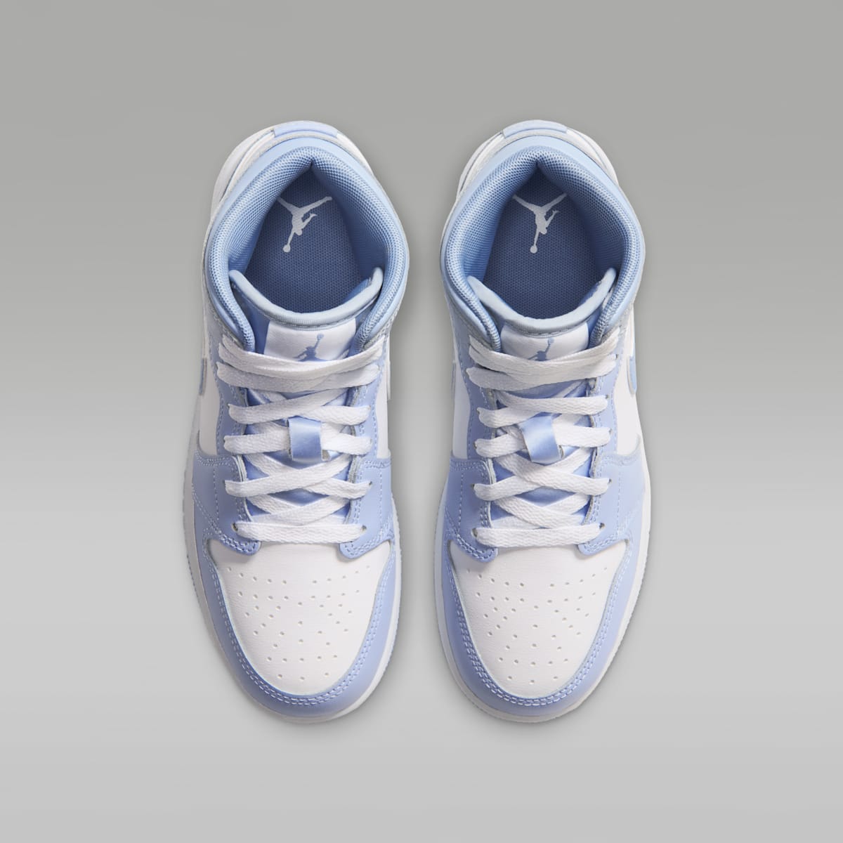 Air Jordan 1 Mid Big Kids' Shoes - Hydrogen Blue/Aluminum/White - Image 4