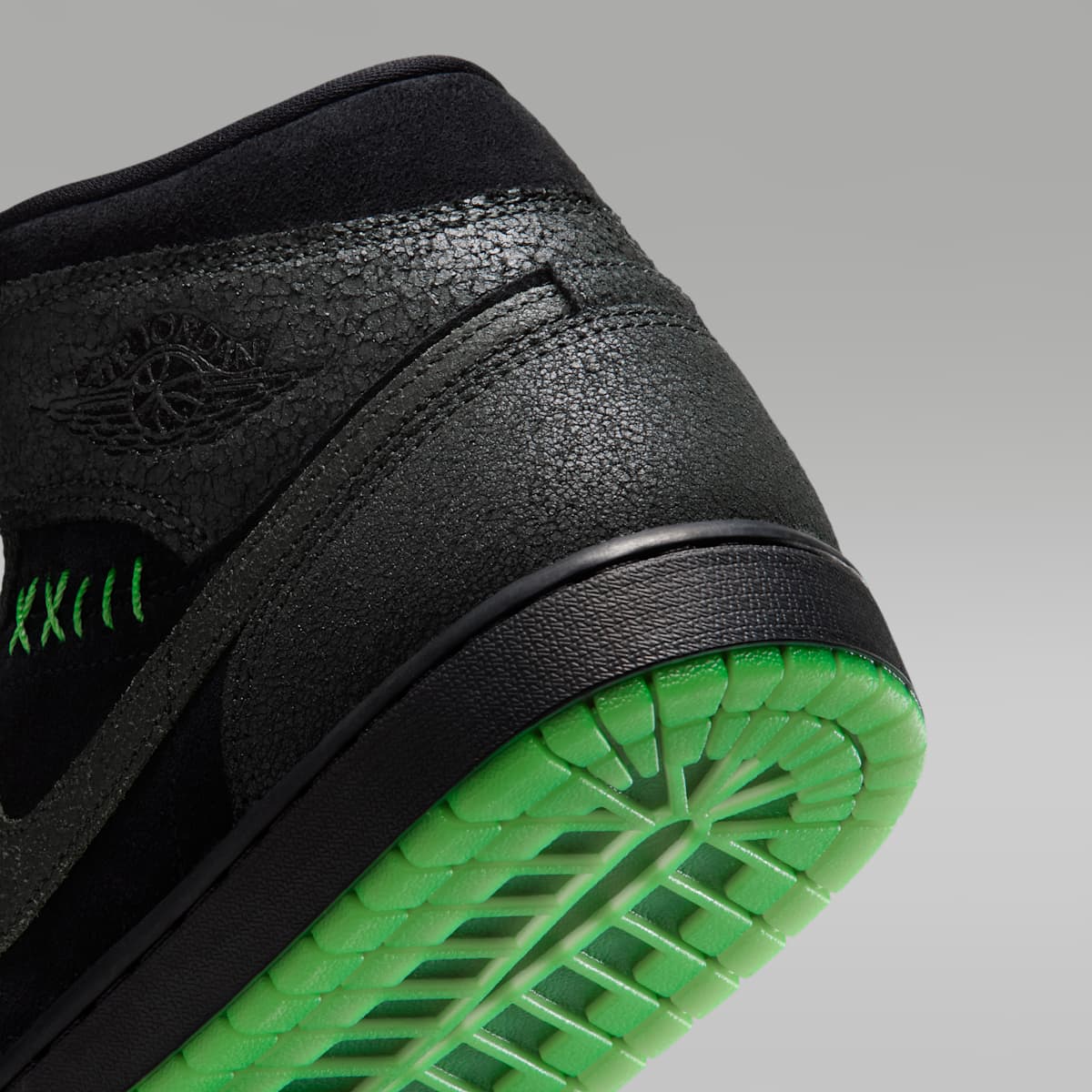 Air Jordan 1 Mid SE Men's Shoes - Black/Sequoia/Scream Green/Black - Image 8