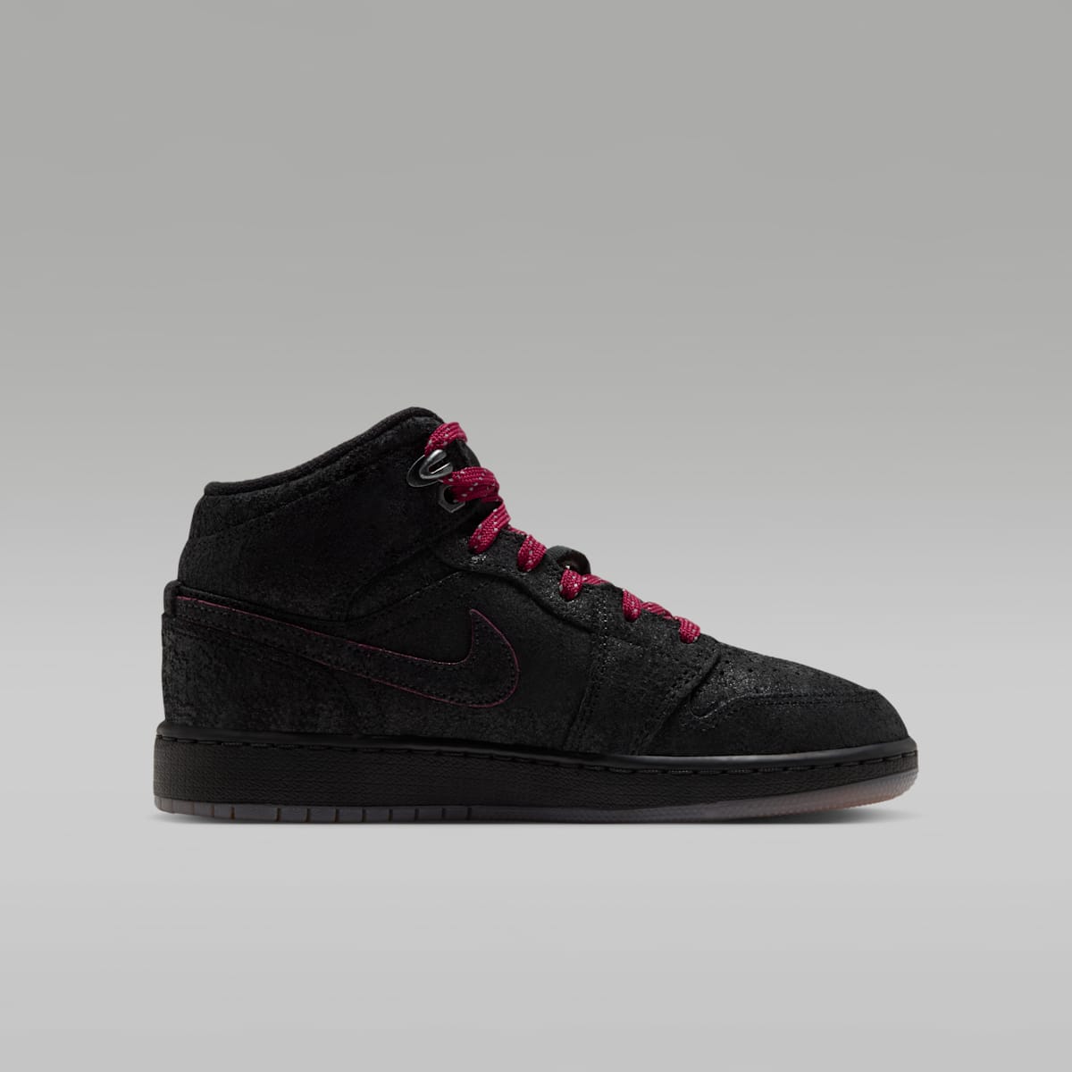 Air Jordan 1 Mid SE Big Kids' Shoes - Black/Gum Medium Brown/Team Red - Image 3
