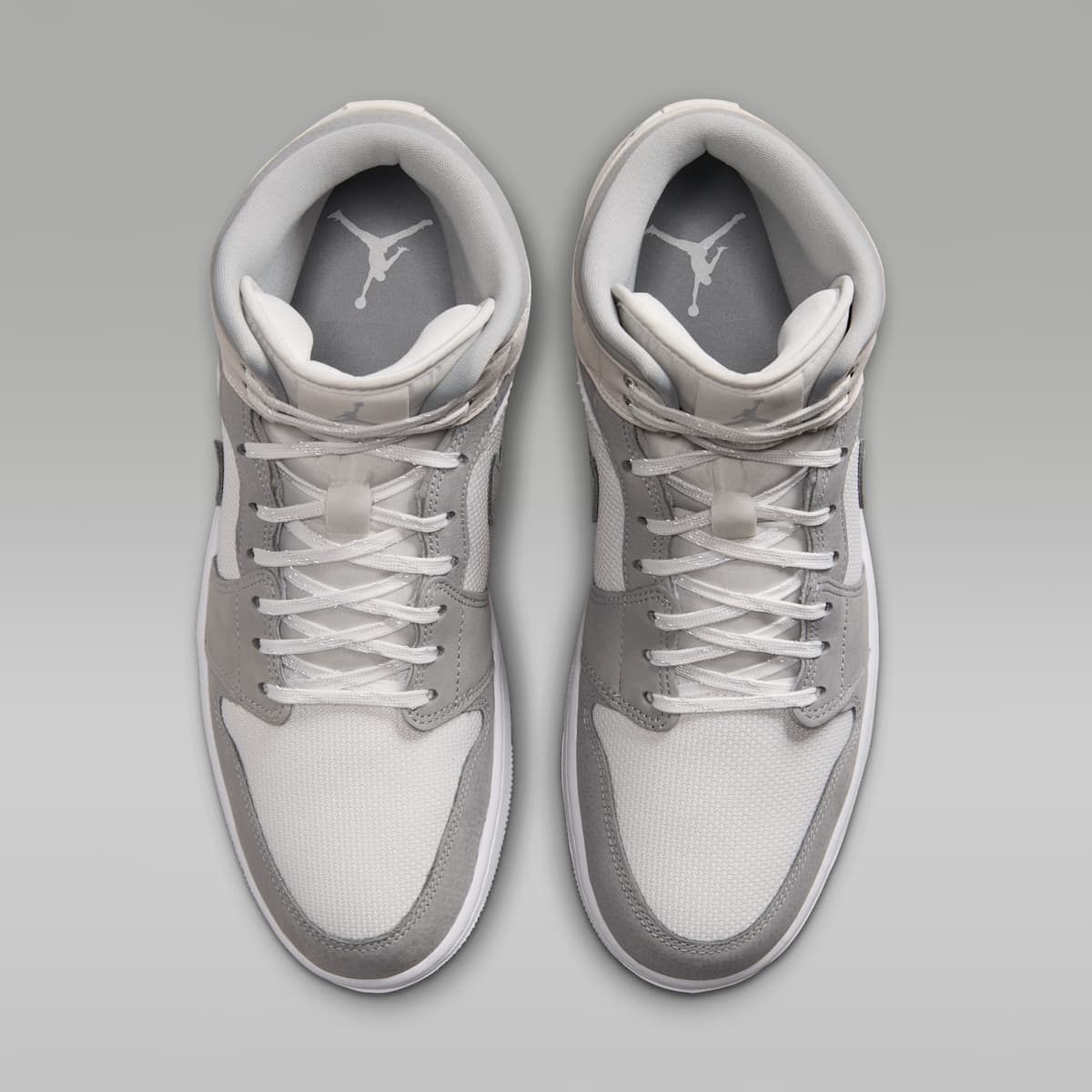 Air Jordan 1 Mid SE Men's Shoes - Summit White/Phantom/Sail/Light Smoke Grey - Image 4