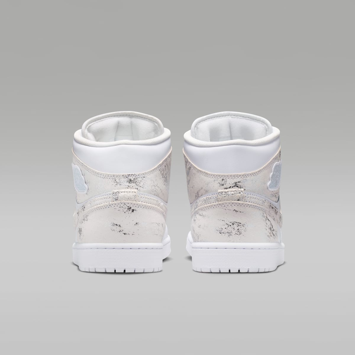 Air Jordan 1 Mid SE Men's Shoes - White/White/White/Field Silver - Image 6