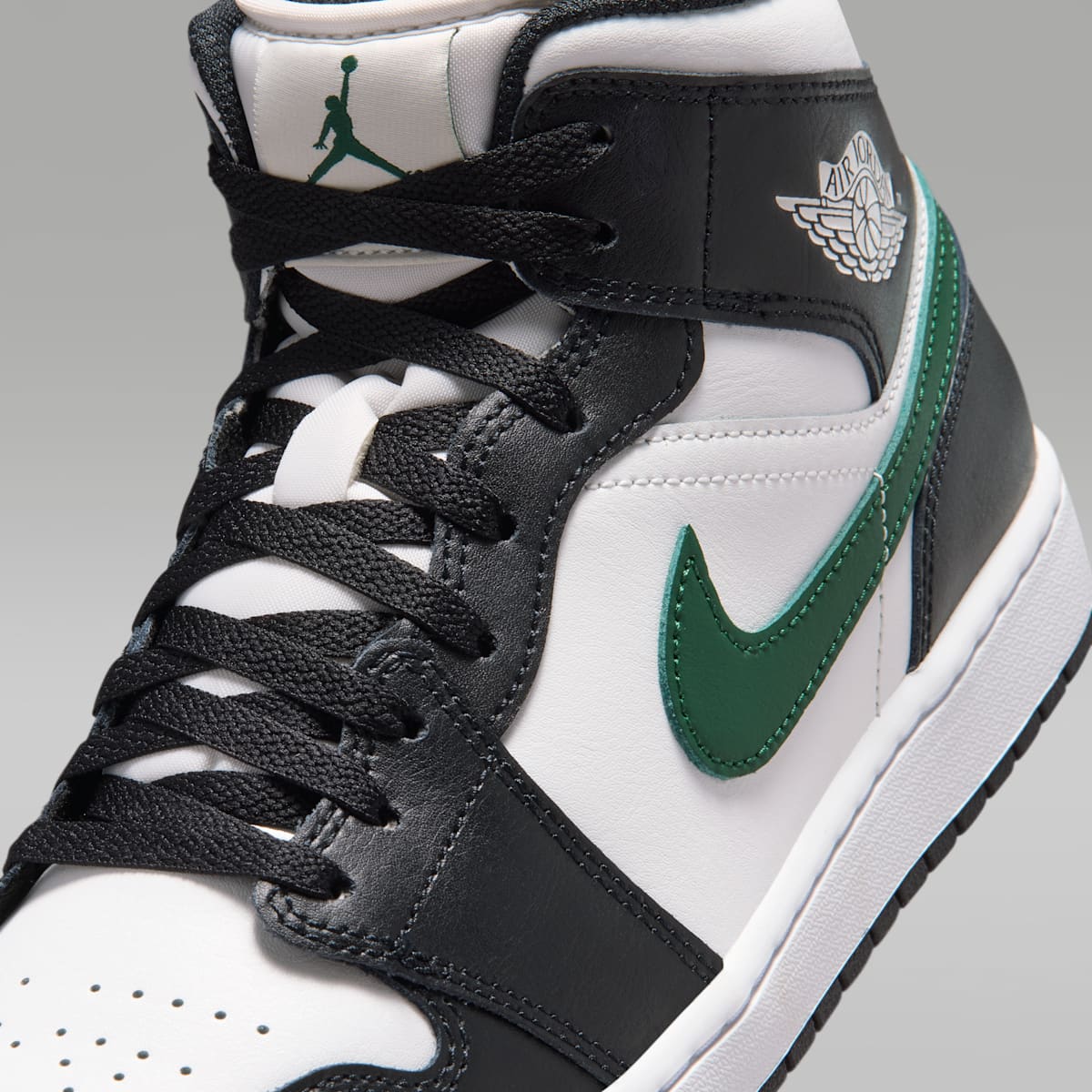 Air Jordan 1 Mid Men's Shoes - Black/Gorge Green/Summit White - Image 7