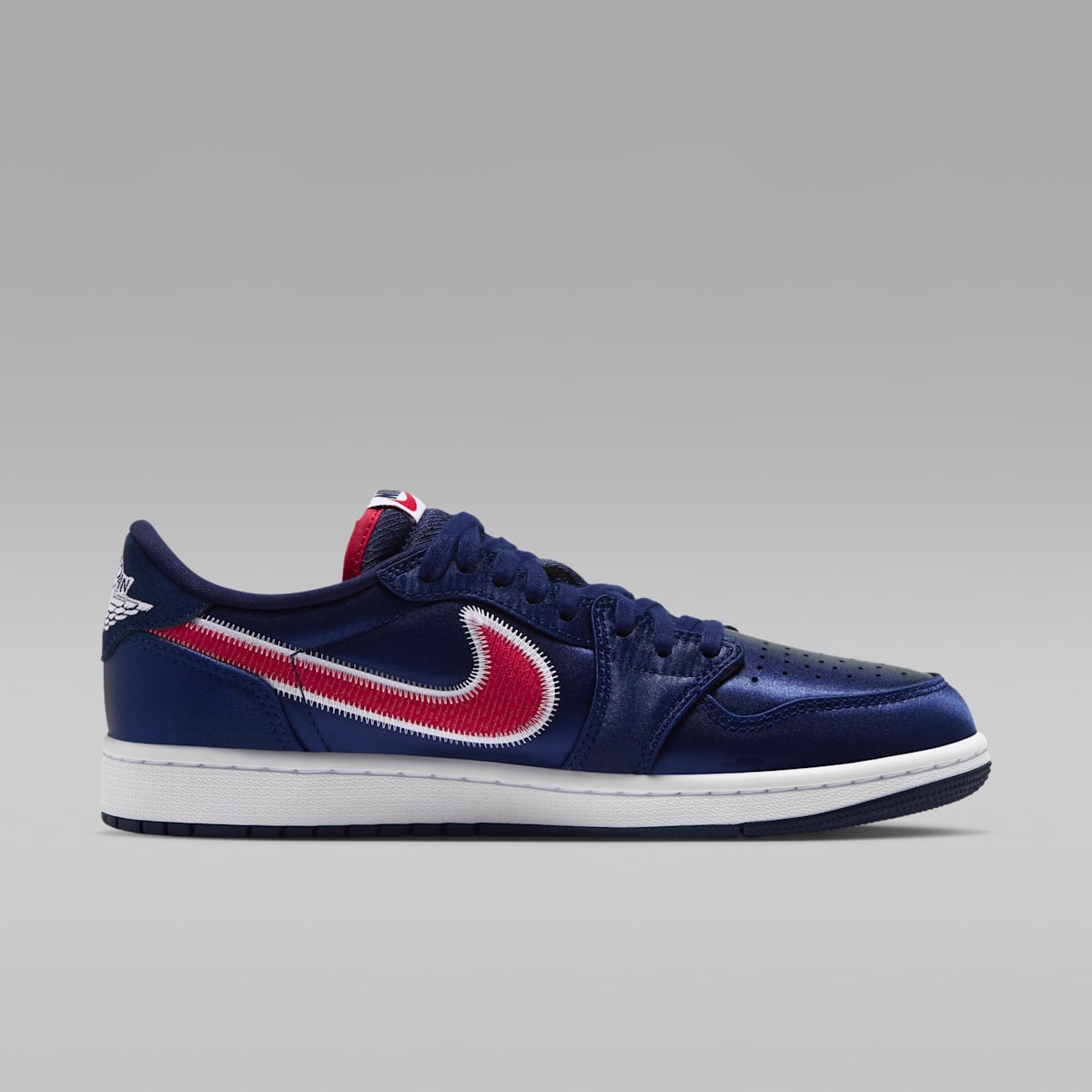 Air Jordan 1 Retro Low OG "Howard" Men's Shoes - College Navy/White/University Red - Image 3