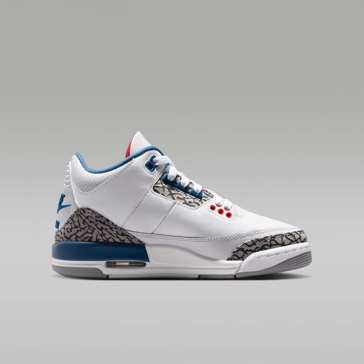 Air Jordan 3 Retro "True Blue" Big Kids' Shoes - White/True Blue/Cement Grey/Fire Red - Image 3