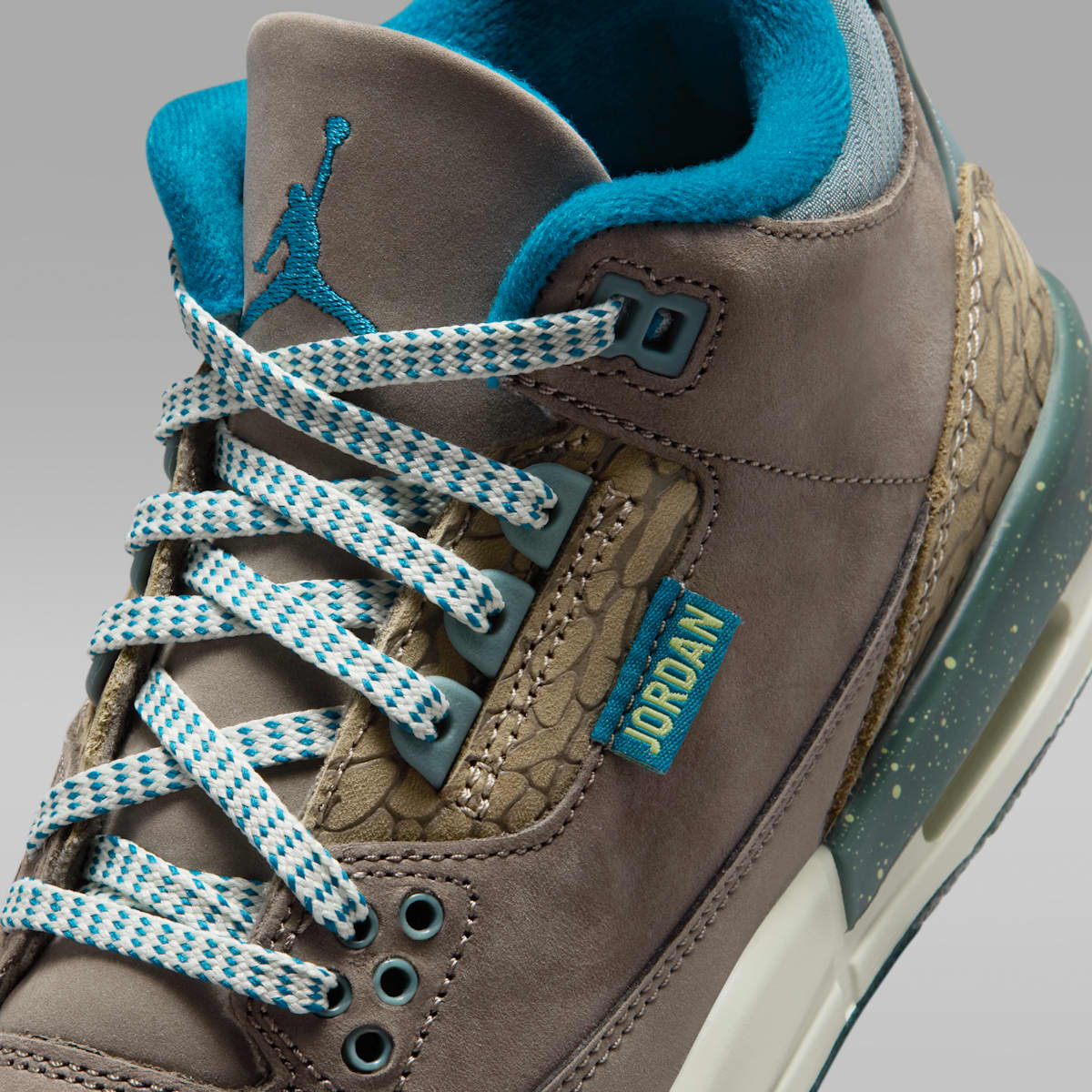Air Jordan 3 Retro Big Kids' Shoes - Olive Grey/Khaki/Sea Glass/Green Abyss