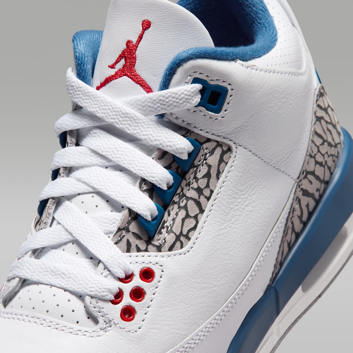 Air Jordan 3 Retro "True Blue" Big Kids' Shoes - White/True Blue/Cement Grey/Fire Red - Image 7