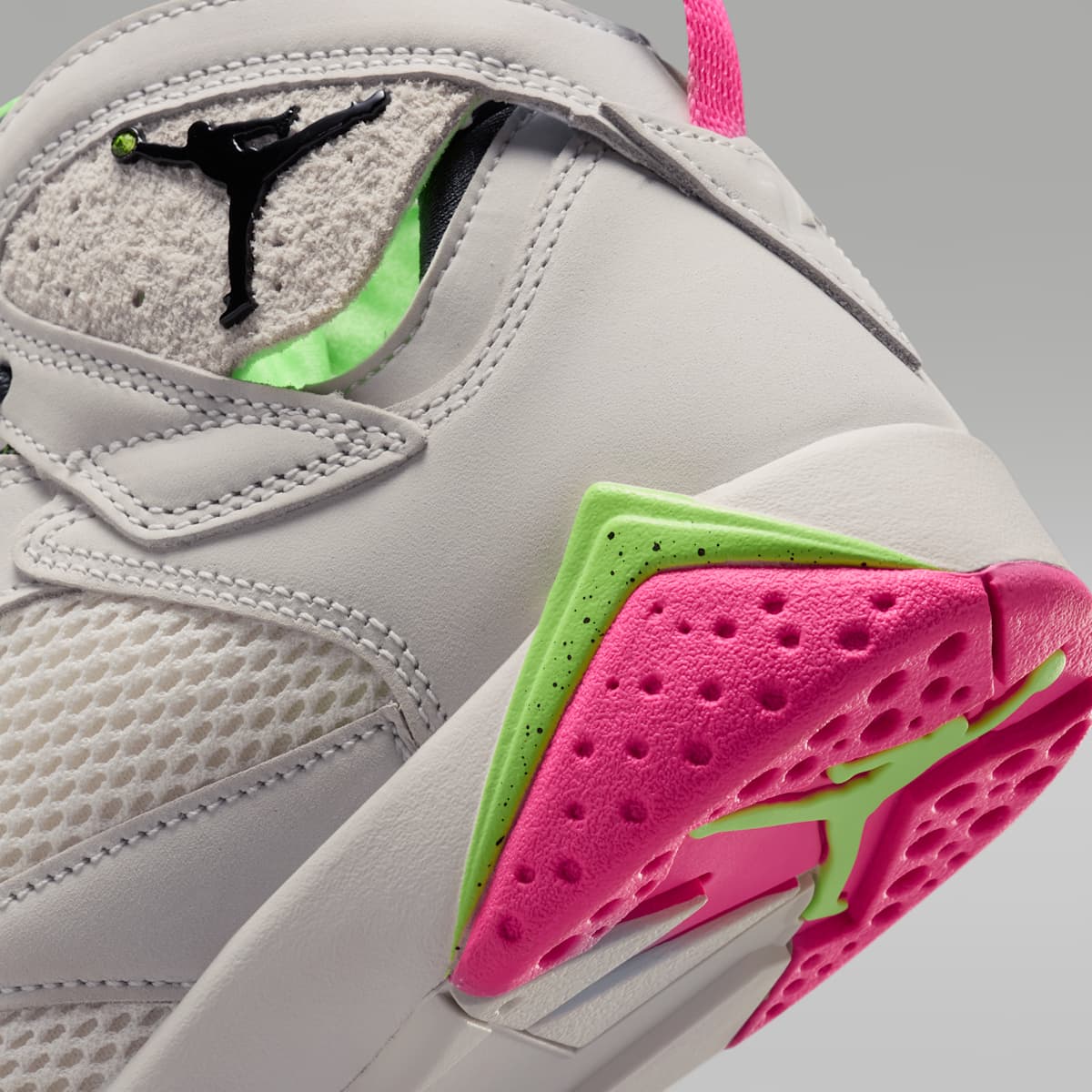 Air Jordan 7 Retro "Tennis Day" Big Kids' Shoes - Phantom/Lime Blast/Pink Blast/Anthracite - Image 8