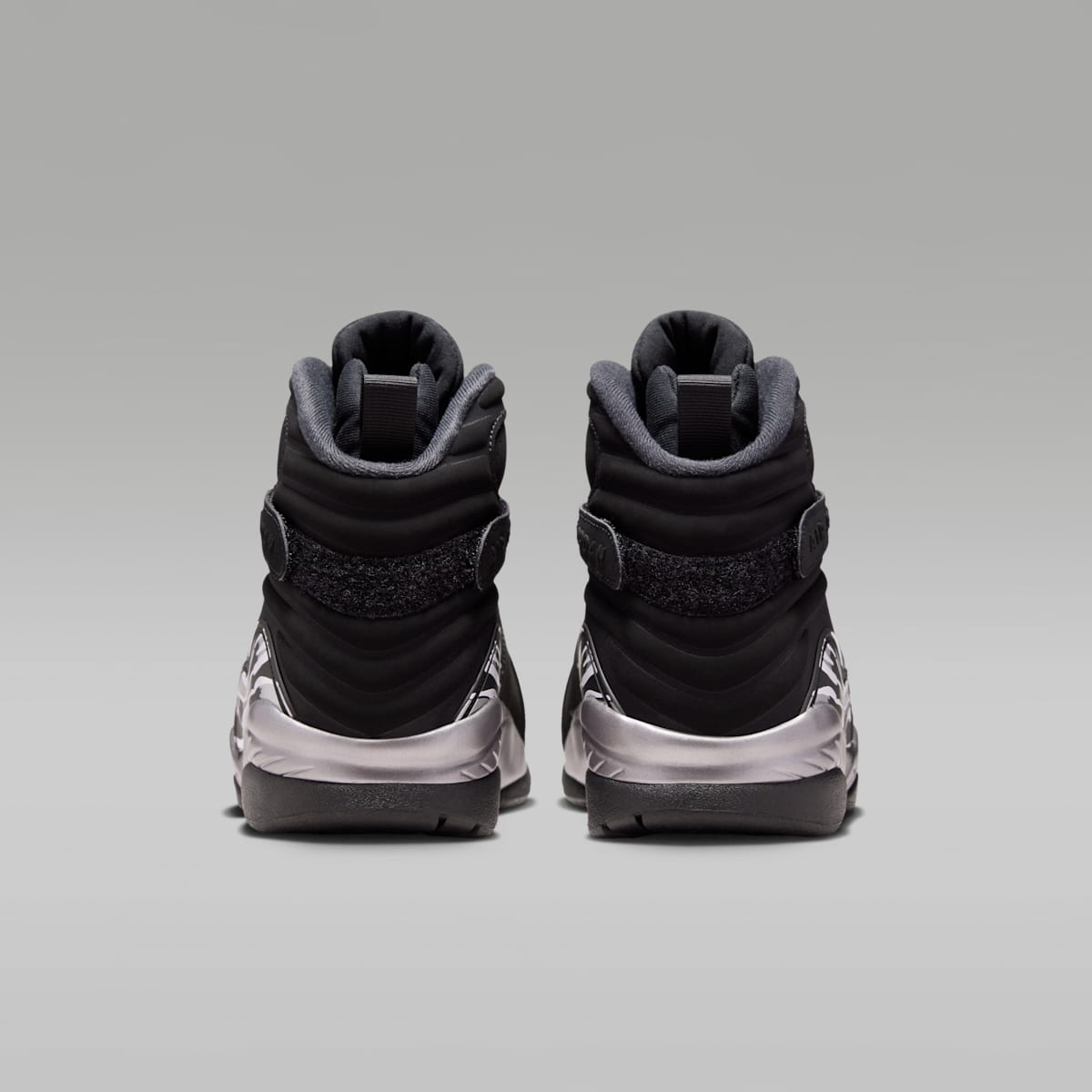 Air Jordan 8 Retro "Chrome" Men's Shoes - Black/Light Graphite/White - Image 6
