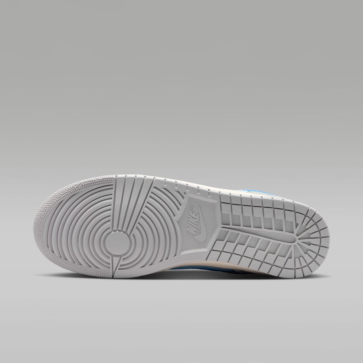 Air Jordan Skyline Low Men's Shoes - Summit White/Light Smoke Grey/Sail/University Blue - Image 2