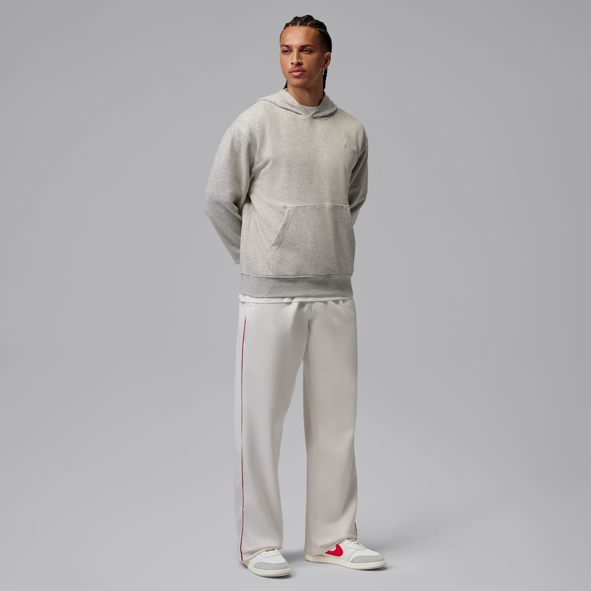 Air Jordan Skyline Low Men's Shoes - Summit White/University Red/Light Smoke Grey/Black - Image 9