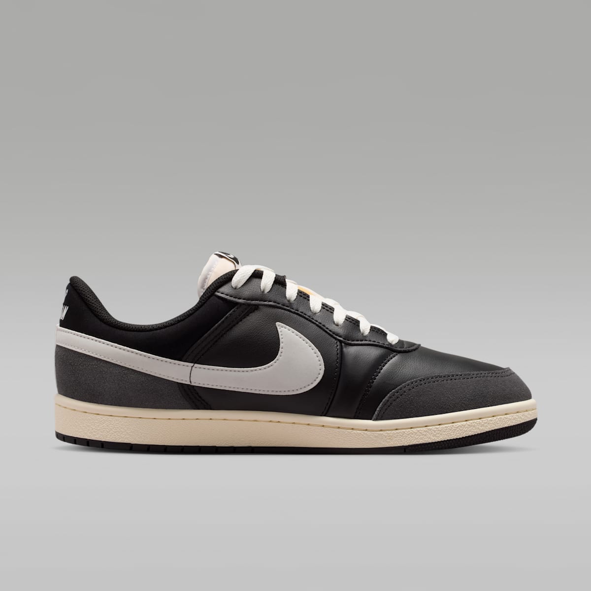 Air Jordan Skyline Low LE Men's Shoes - Black/Off White/Anthracite/Black - Image 3