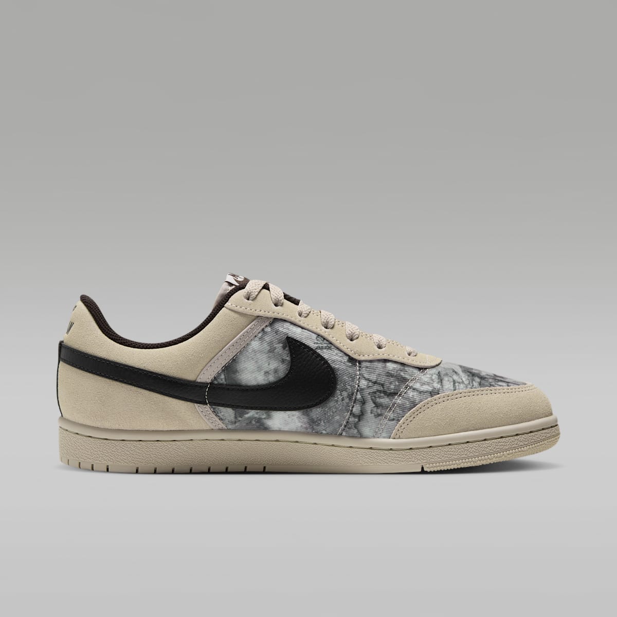 Air Jordan Skyline Low Realtree Men's Shoes - Cream II/Velvet Brown - Image 3