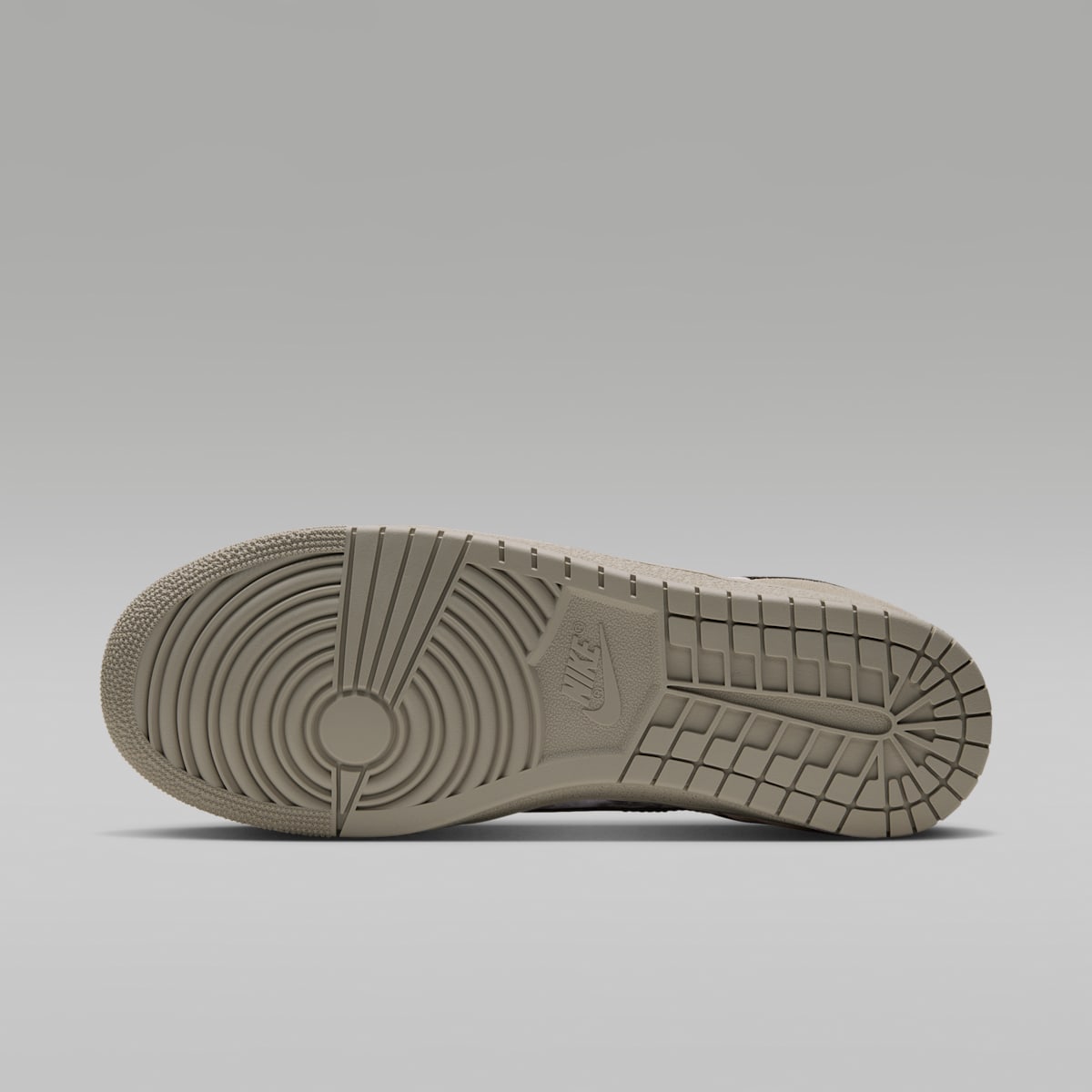 Air Jordan Skyline Low Realtree Men's Shoes - Cream II/Velvet Brown - Image 2