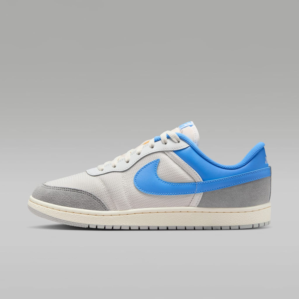 Air Jordan Skyline Low Men's Shoes - Summit White/Light Smoke Grey/Sail/University Blue - Image 1