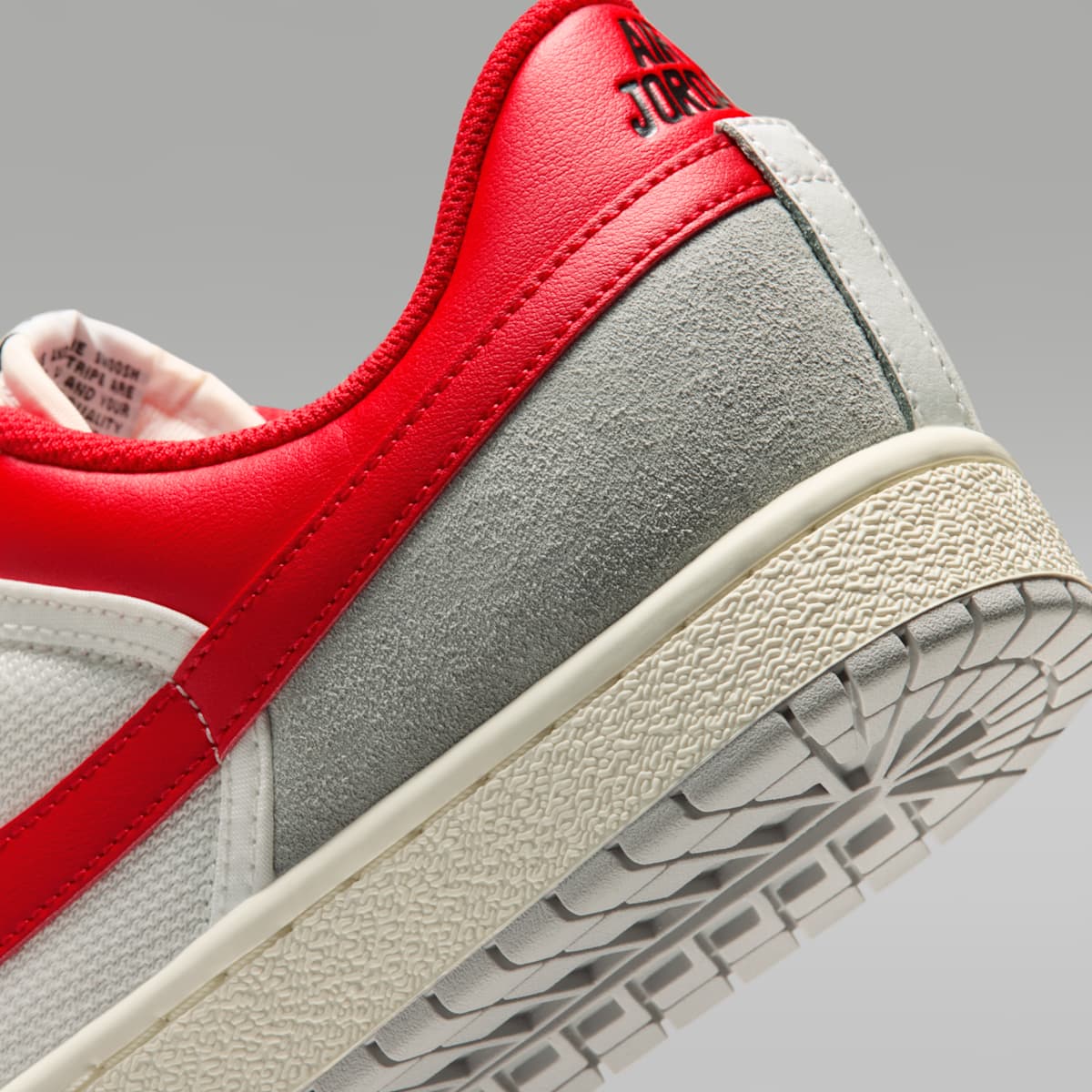 Air Jordan Skyline Low Men's Shoes - Summit White/University Red/Light Smoke Grey/Black - Image 8