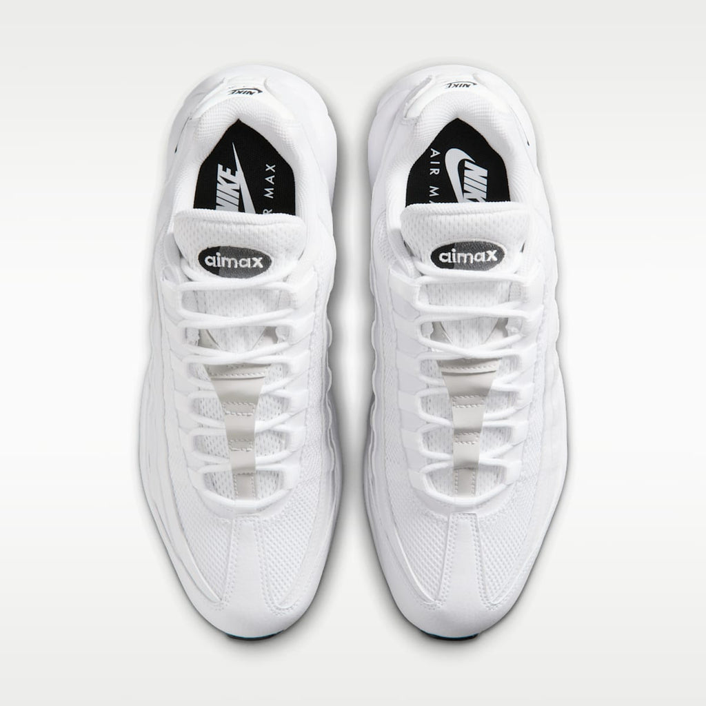 Women's Nike Air Max '95 G Golf Shoes - White/White/Light Graphite/Black