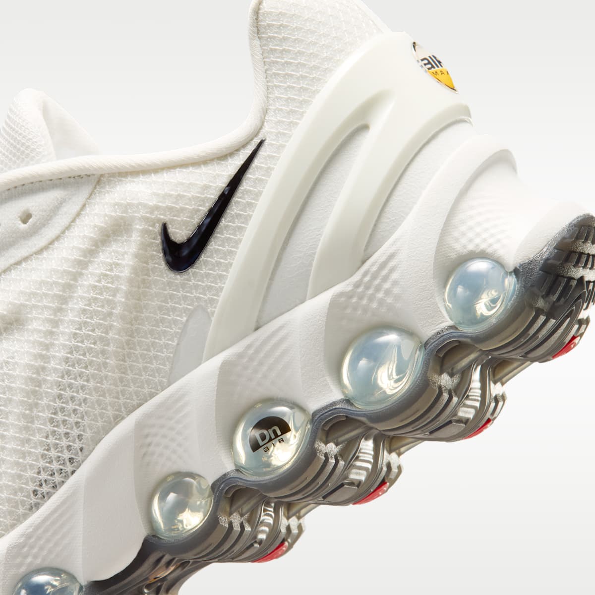 Nike Air Max Dn8 Men's Shoes - Summit White/Black - Image 8