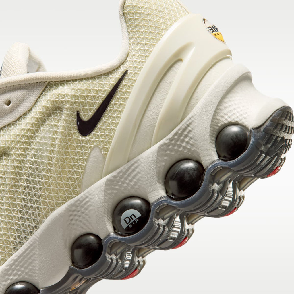 Nike Air Max Dn8 Men's Shoes - Light Bone/Light Bone/Black - Image 8