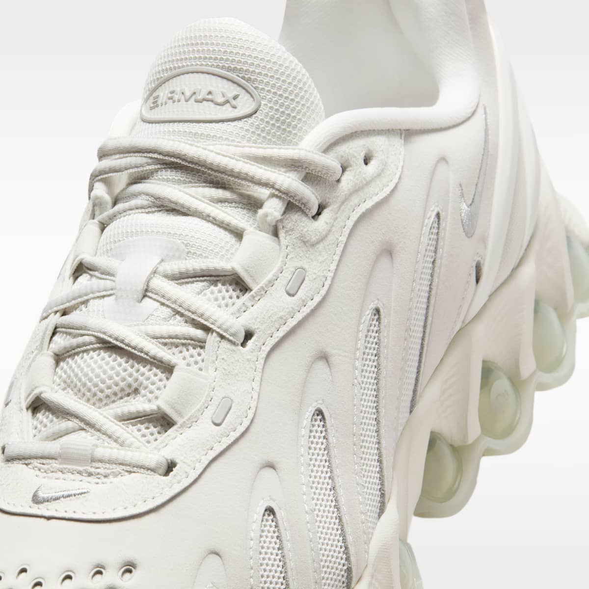 Nike Air Max Dn8 Leather Men's Shoes - Platinum Tint/Light Smoke Grey - Image 7