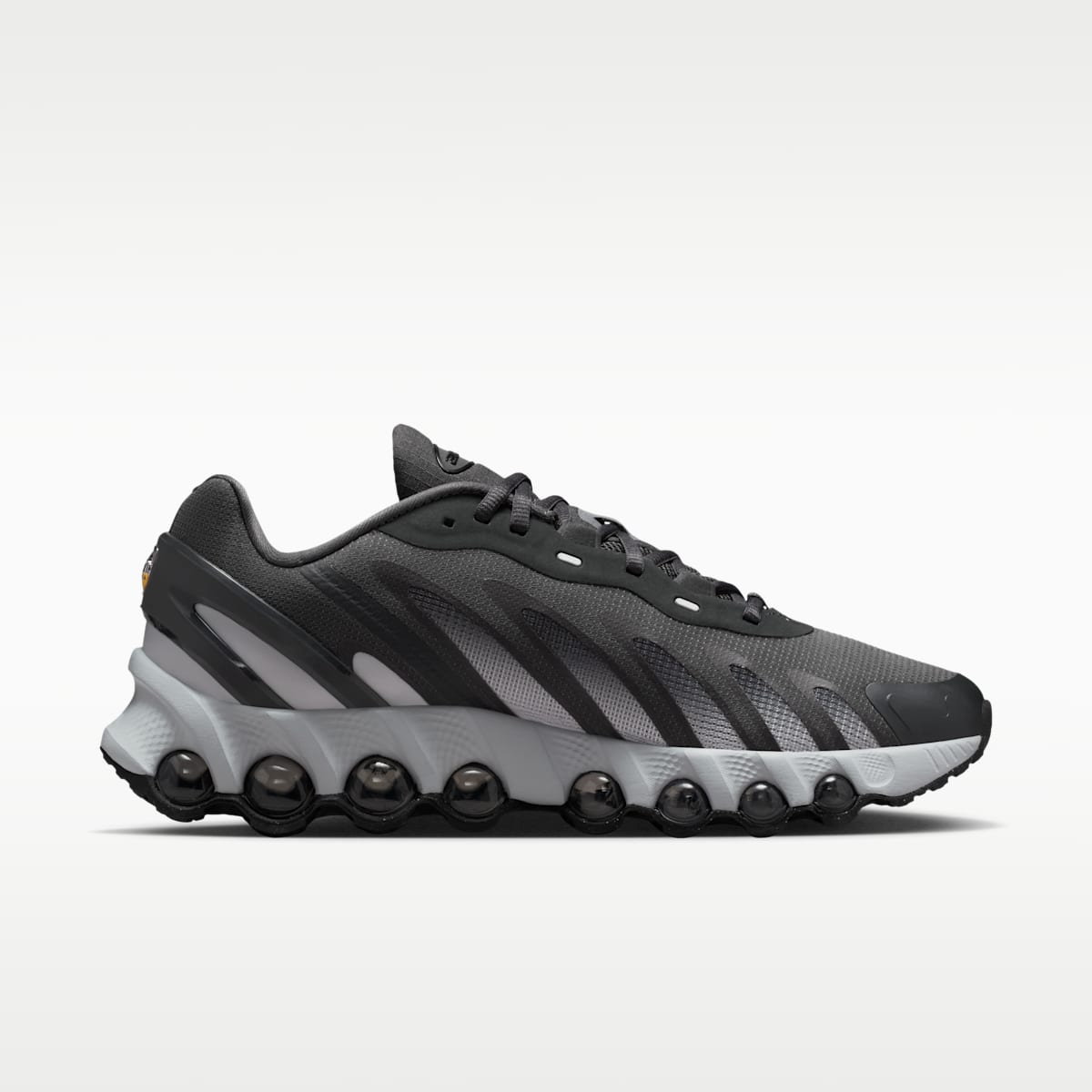 Nike Air Max Dn8 Men's Shoes - Anthracite/Wolf Grey/Black/Black - Image 3