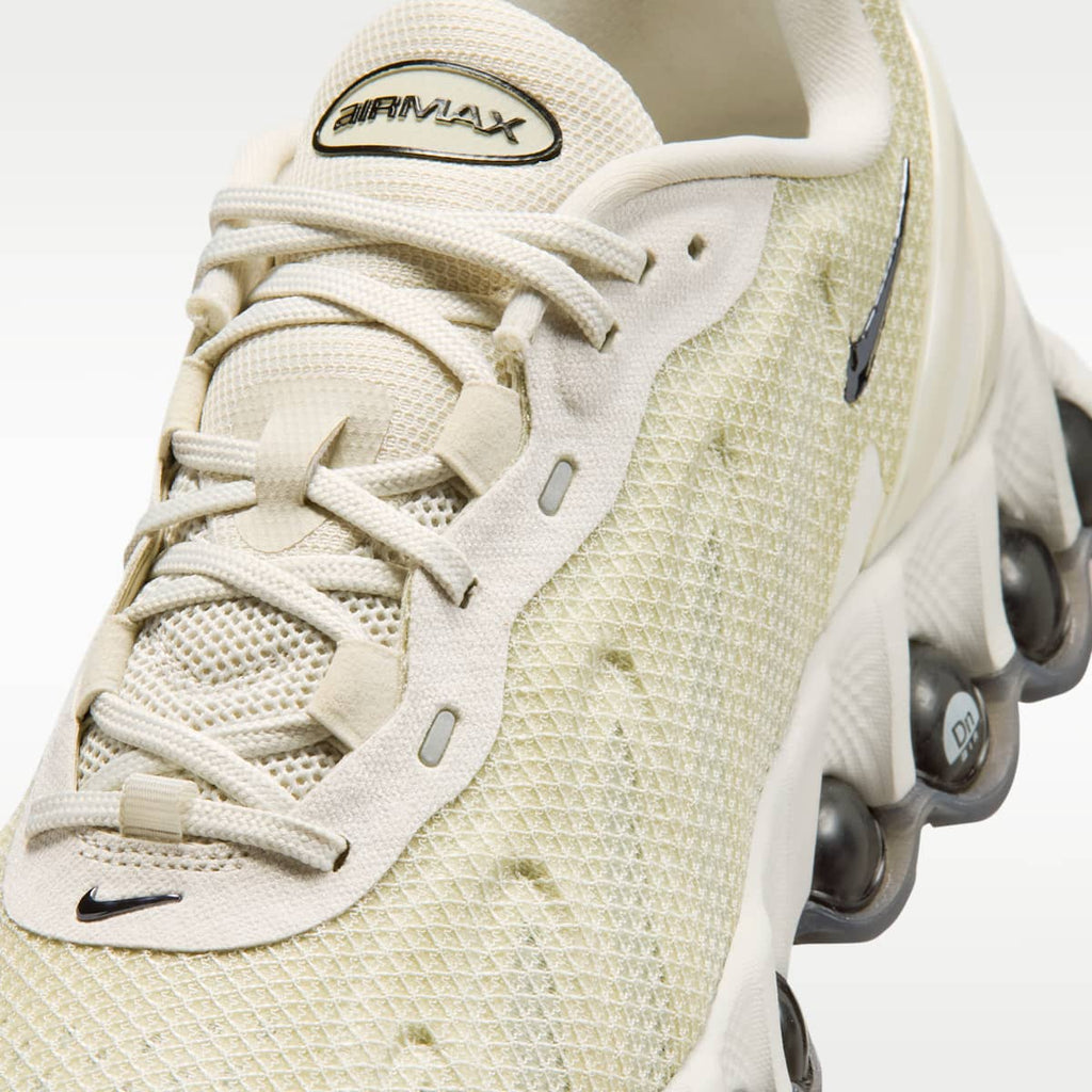 Nike Air Max Dn8 Men's Shoes - Light Bone/Light Bone/Black - Image 7