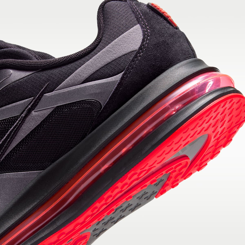 Nike Air Max Metro Men's Shoes - Black/Metallic Dark Grey/Bright Crimson/Black - Image 8