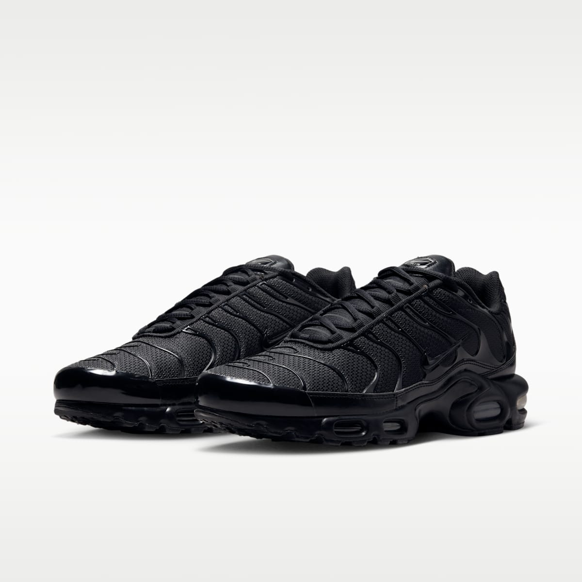 Nike Air Max Plus Men's Shoes - Black/Black/Black - Image 5