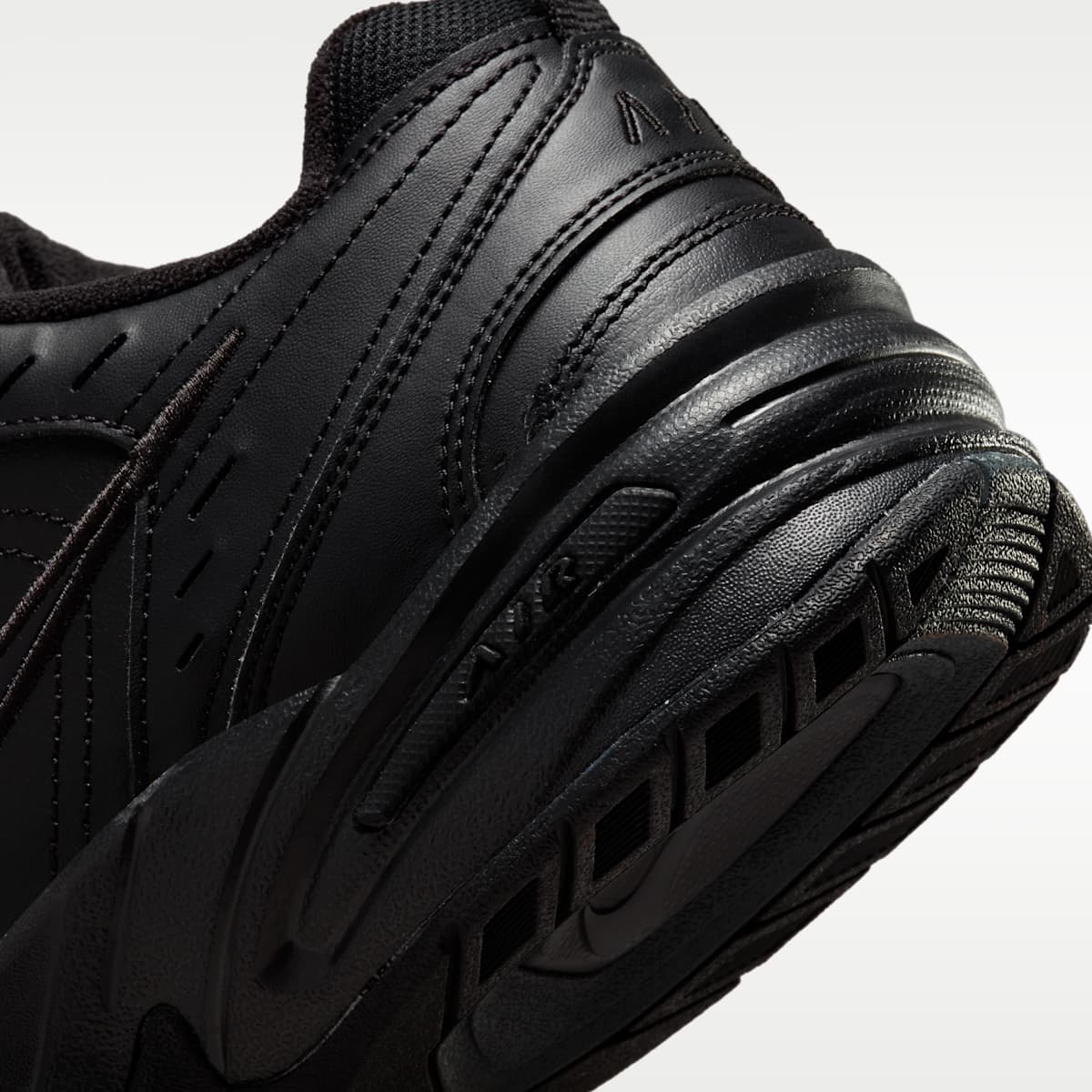 Nike Air Monarch IV Men's Workout Shoes (Extra Wide) - Black/Black - Image 8